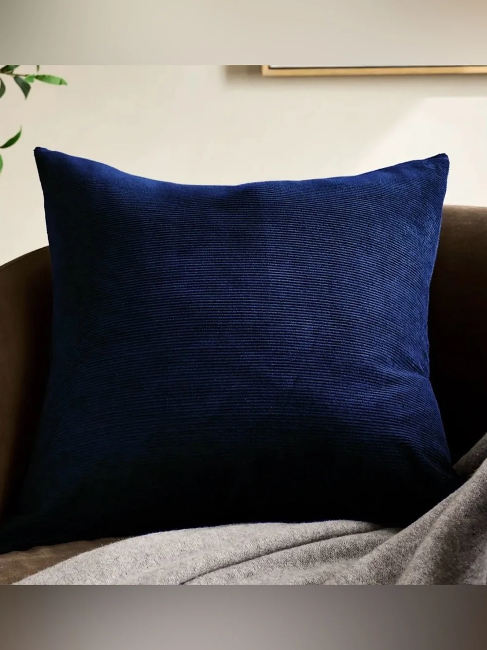 NWOT Quince Corduroy Cotton Velvet Pillow Cover, 20 X 20 (Navy)